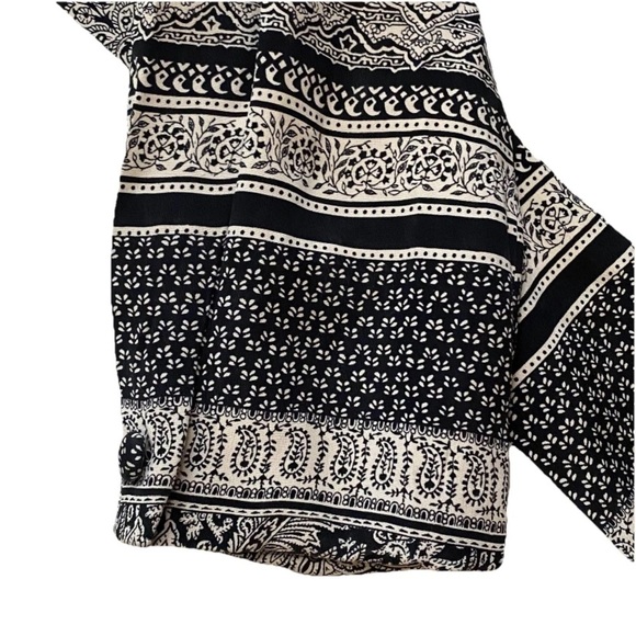 Neiman Marcus Black White Paisley 100% Silk Blazer Jacket Size 8 One Button - Picture 4 of 6